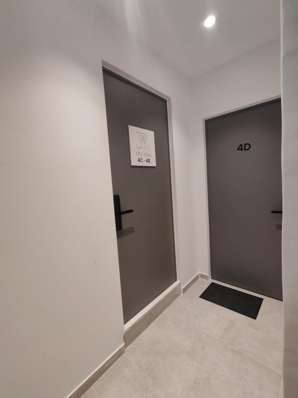 White City Stay テッサロニキ エクステリア 写真