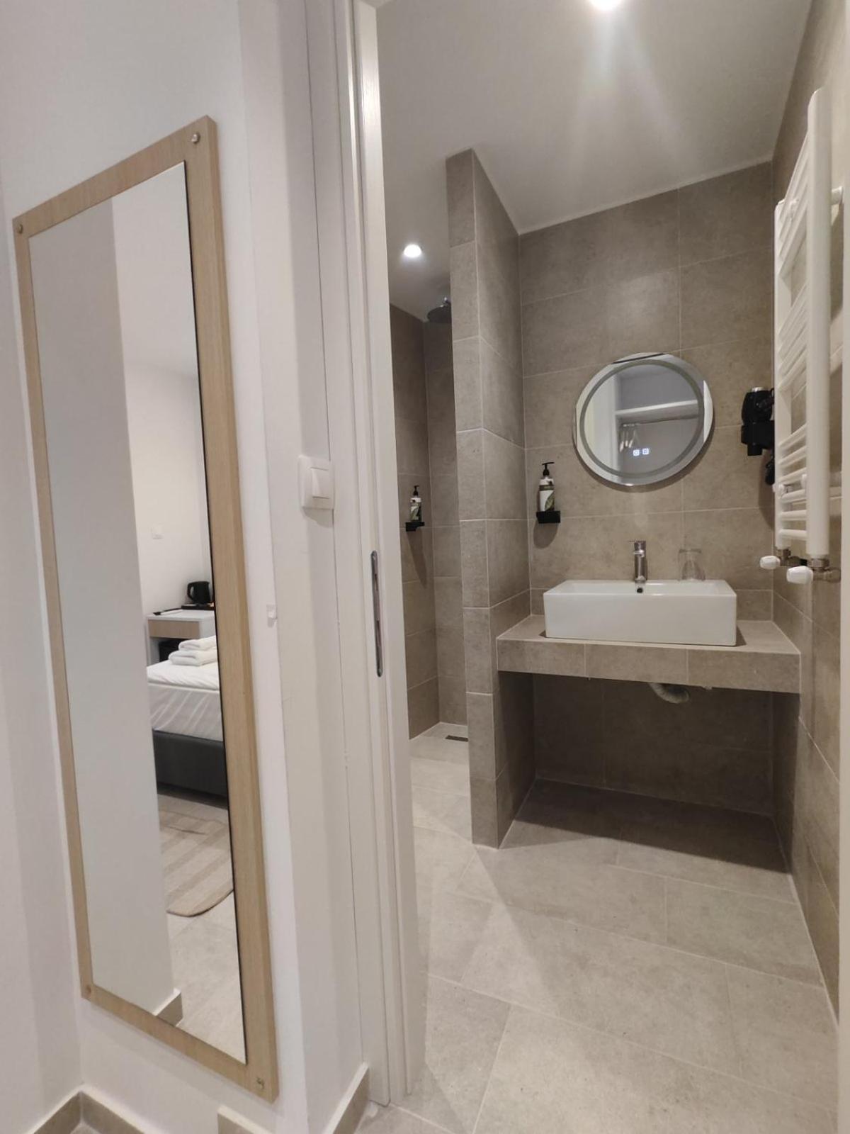White City Stay テッサロニキ エクステリア 写真